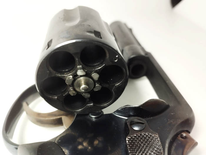 REVOLVER S&W MOD.13 CAL.357 MAGNUM CANNA SPINATA