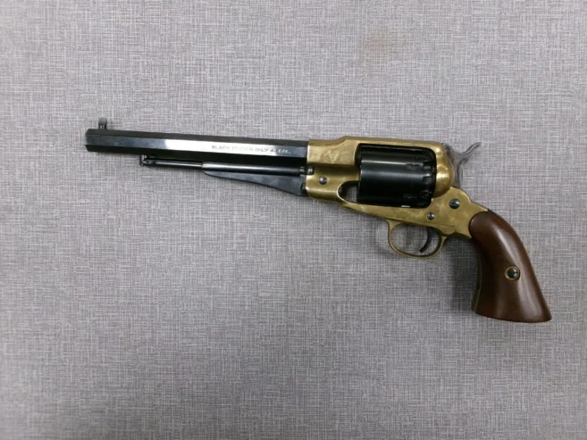 REVOLVER PIETTA 1858 CAL. 44 USATO
