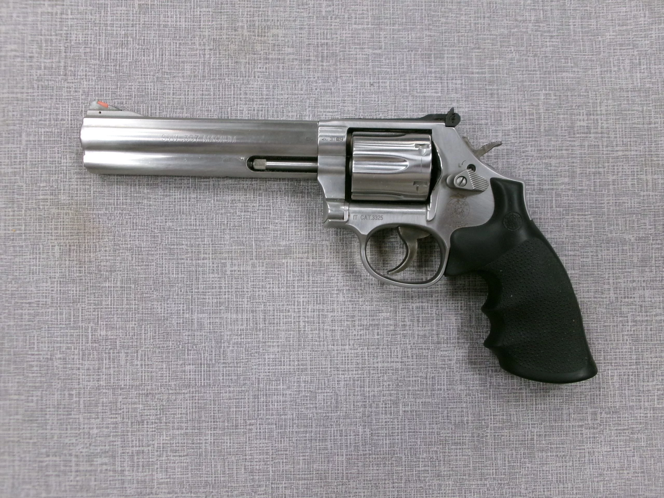 REVOLVER S&W SMITH & WESSON 686 CAL. 357 MAG. USATA