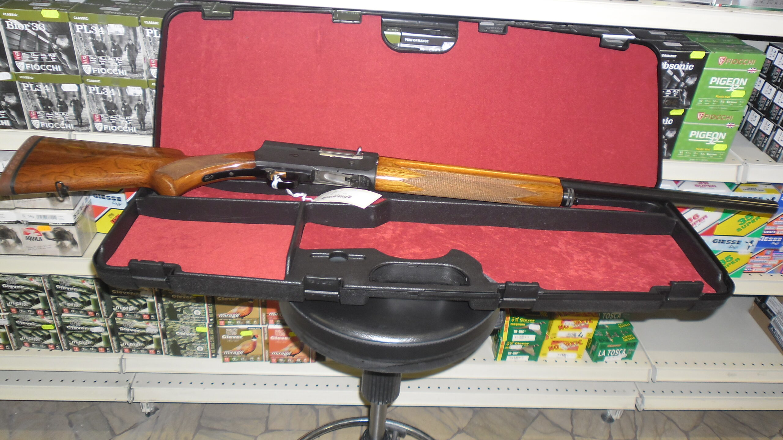 FUCILE SEMIAUTOMATICO BROWNING CAL 12 usato