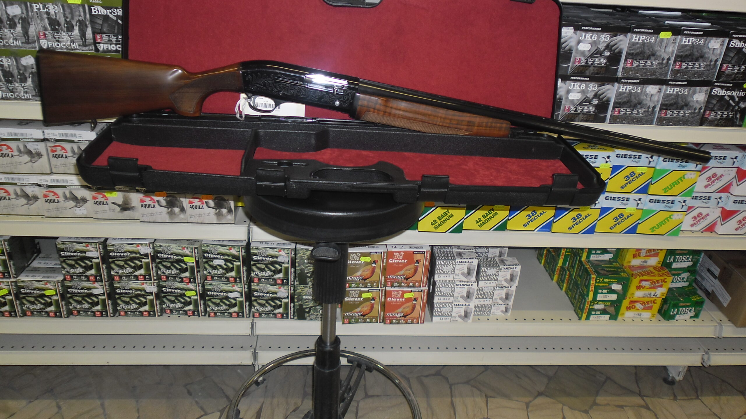 FUCILE SEMIAUTOMATICO FRANCHI 500 CAL 12 usato