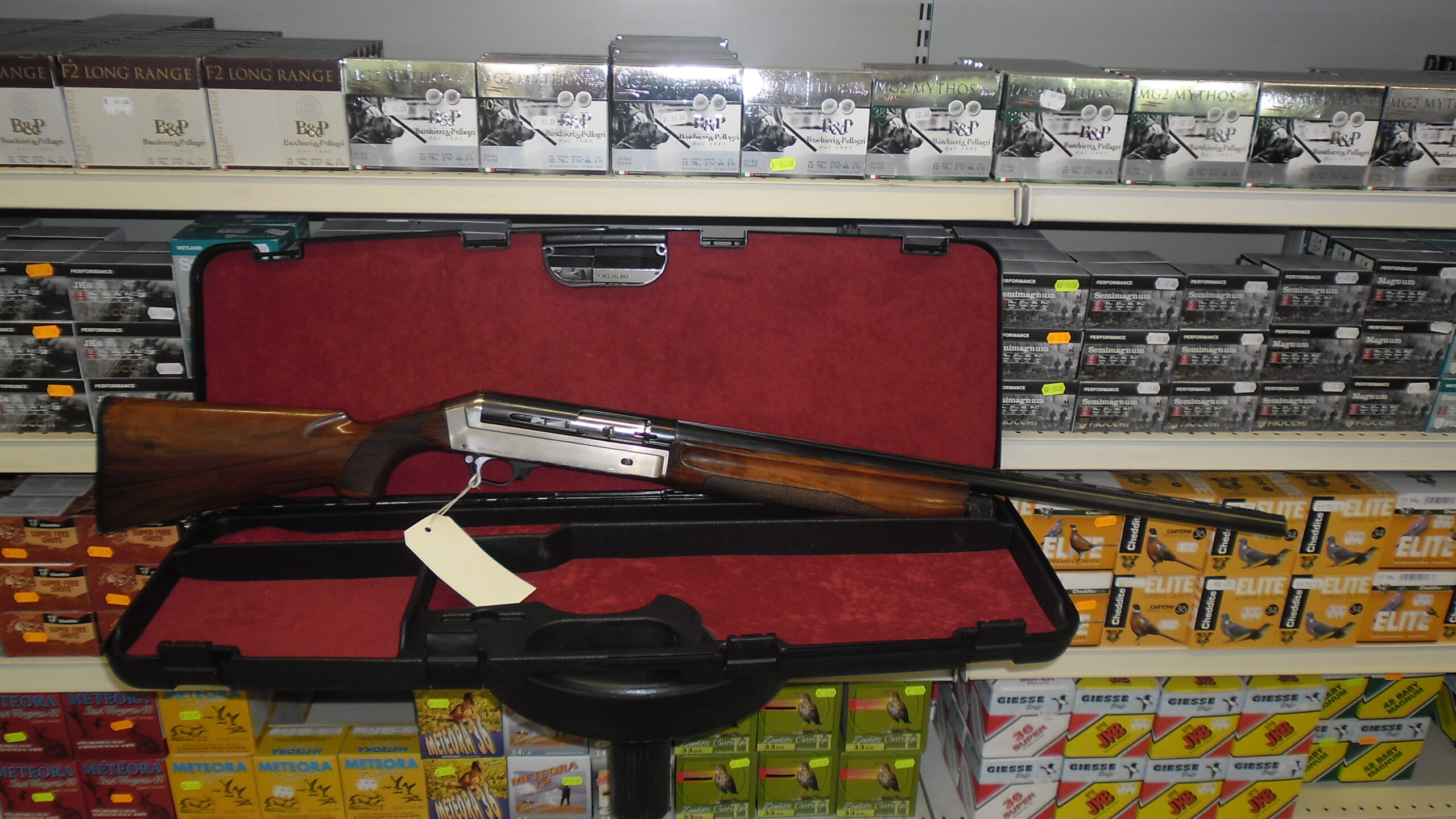 FUCILE SEMIAUTOMATICO BENELLI SPECIAL 80 CAL 12 usato