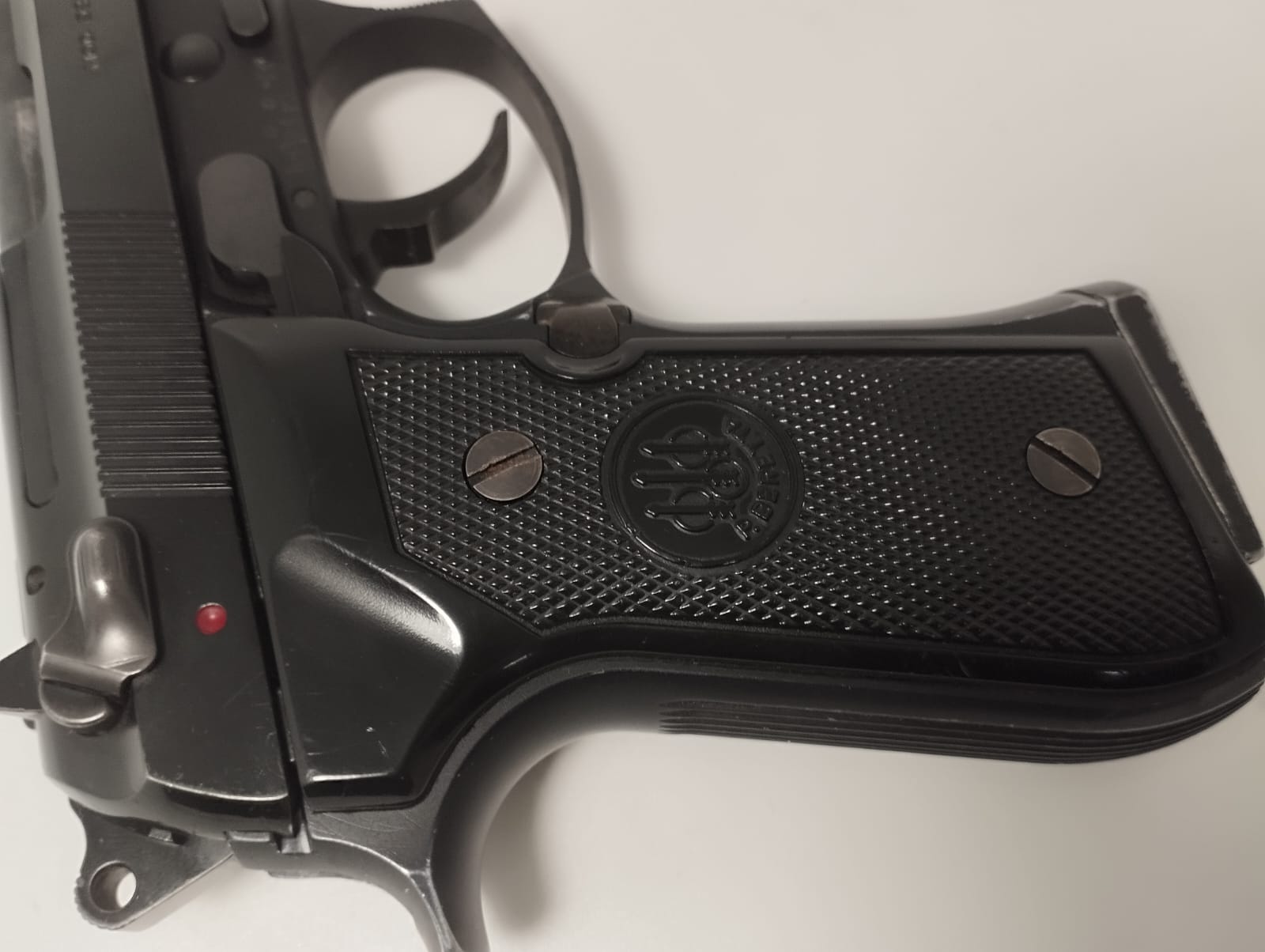 PISTOLA S.A. BERETTA MOD. 98FS CAL. 9X21 +1C. NERA