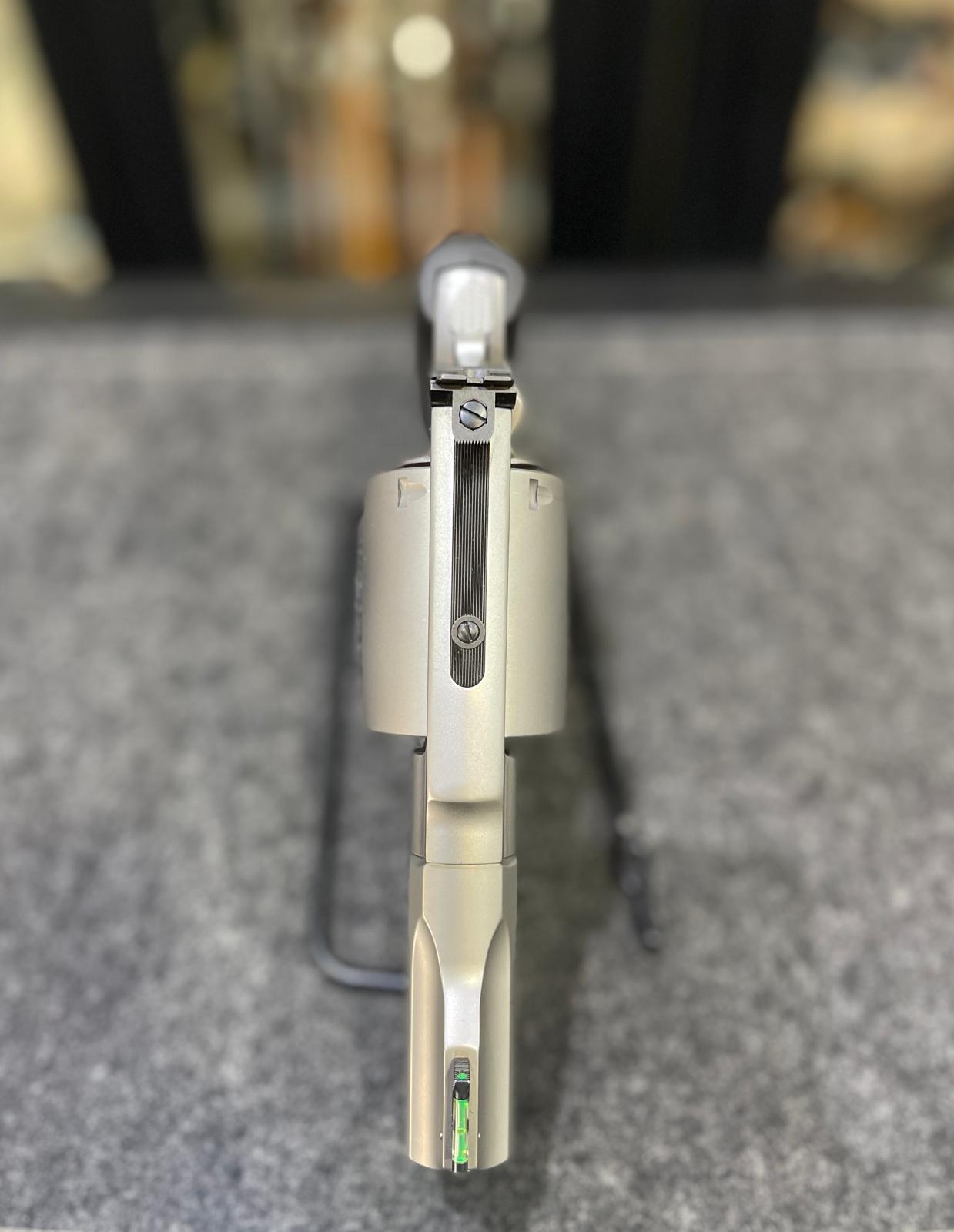 Revolver S&W Smith & Wesson 500 Performance center