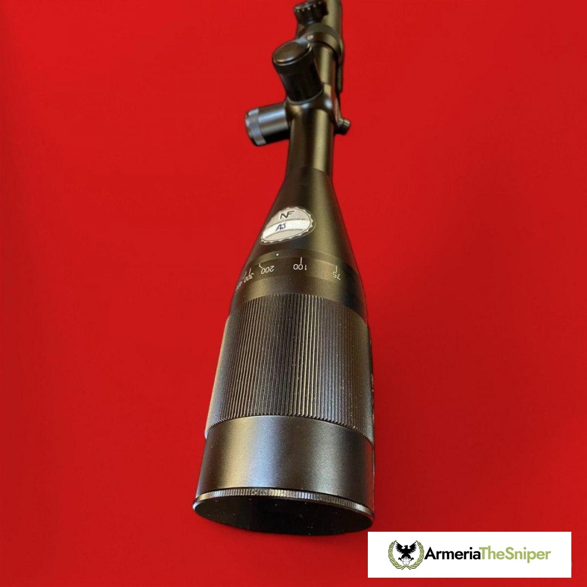 NIGHTFORCE BENCHEREST 12-42X56 reticolo illuminato