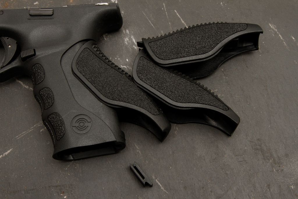 Pistola STOEGER STR9 cal 9X21 2 CARICATORI