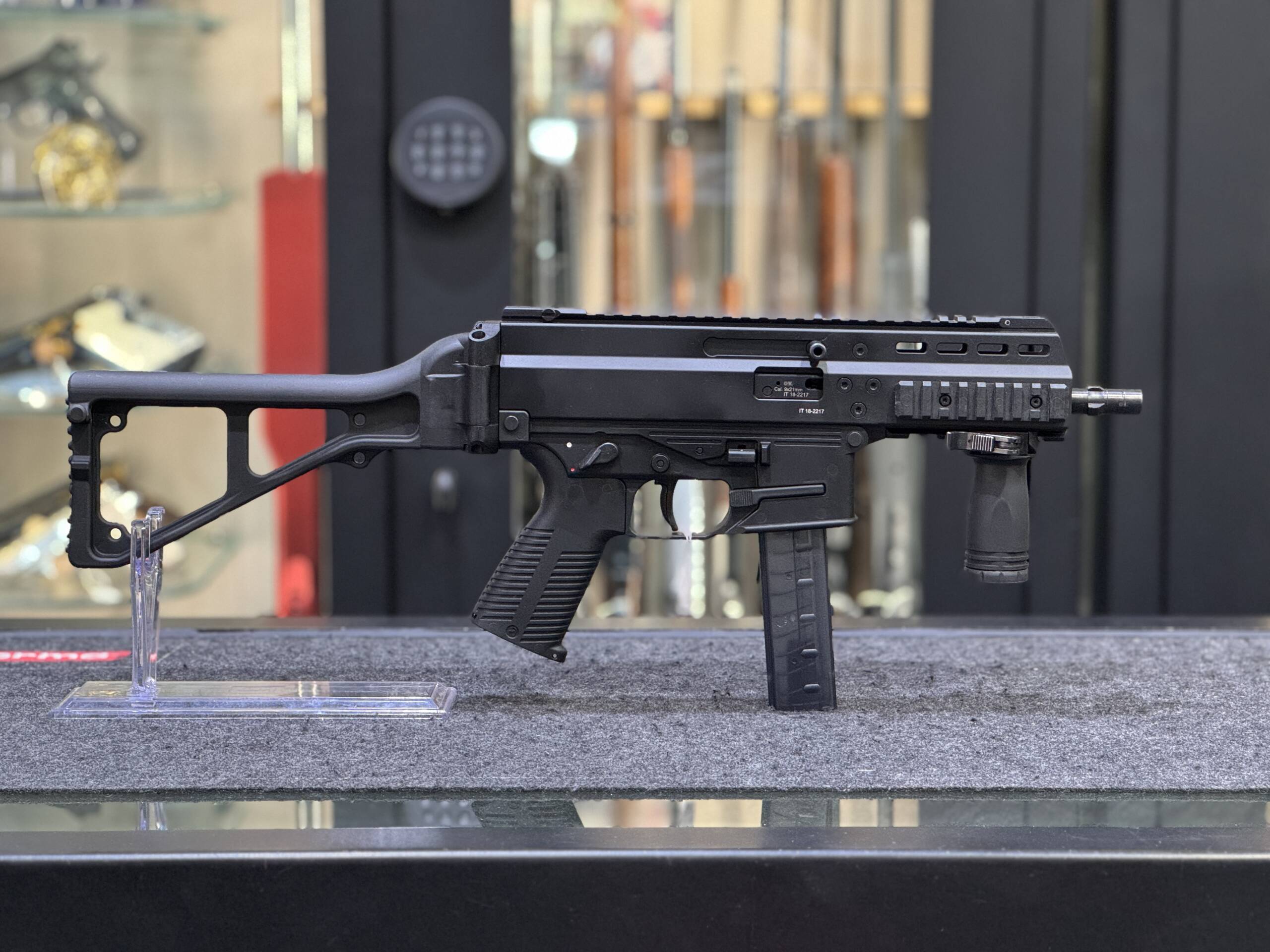 B&T BRUGGER & THOMET APC 9 cal 9×21