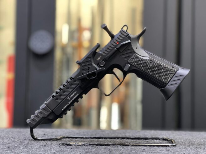 Arma Zeka AZ-P1 Giant