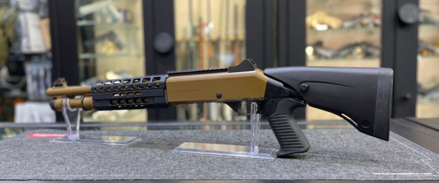 Benelli M4A1 cal 12 magnum