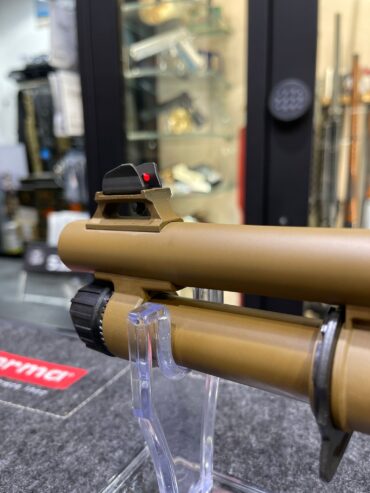 Benelli M4A1 cal 12 magnum