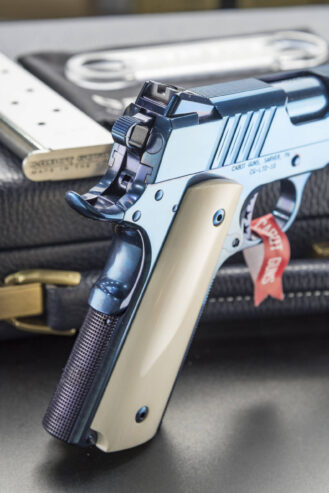 Cabot Guns Blue Deluxe Limited Edition