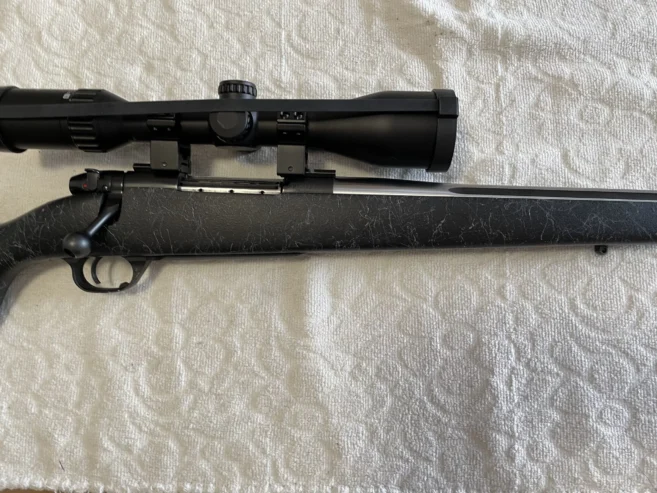 WEATHERBY MARK V ACCUMARK CAL 22-250 REM. USATA