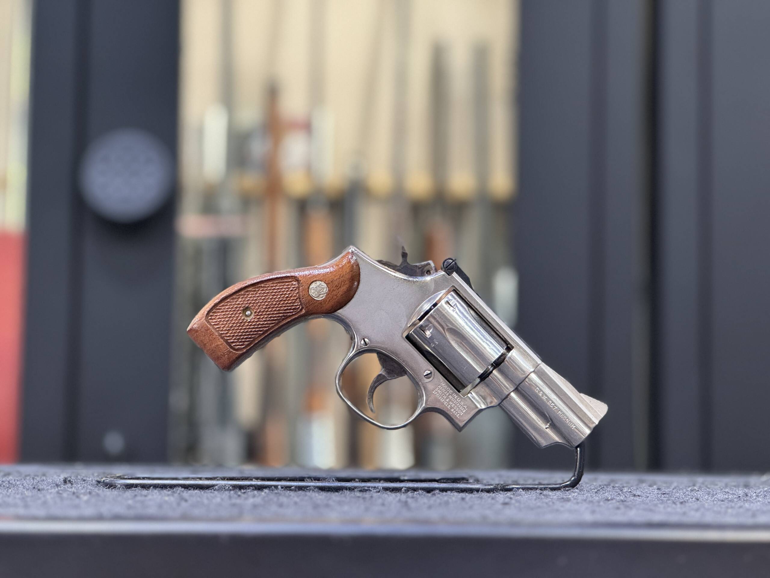 Revolver S&W Smith & Wesson 19 nickel cal 357 magnum