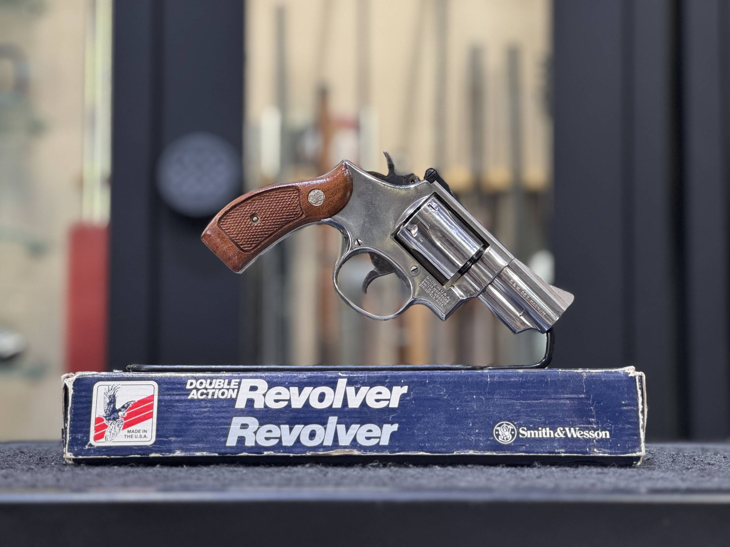 Revolver S&W Smith & Wesson 19 nickel cal 357 magnum