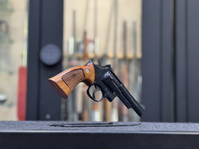 Revolver S&W SMITH & WESSON 19-4