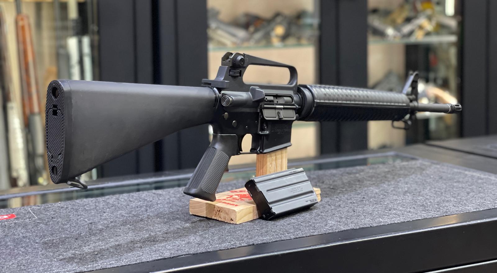 COLT AR-15 TARGET SPORTER cal 223 remington