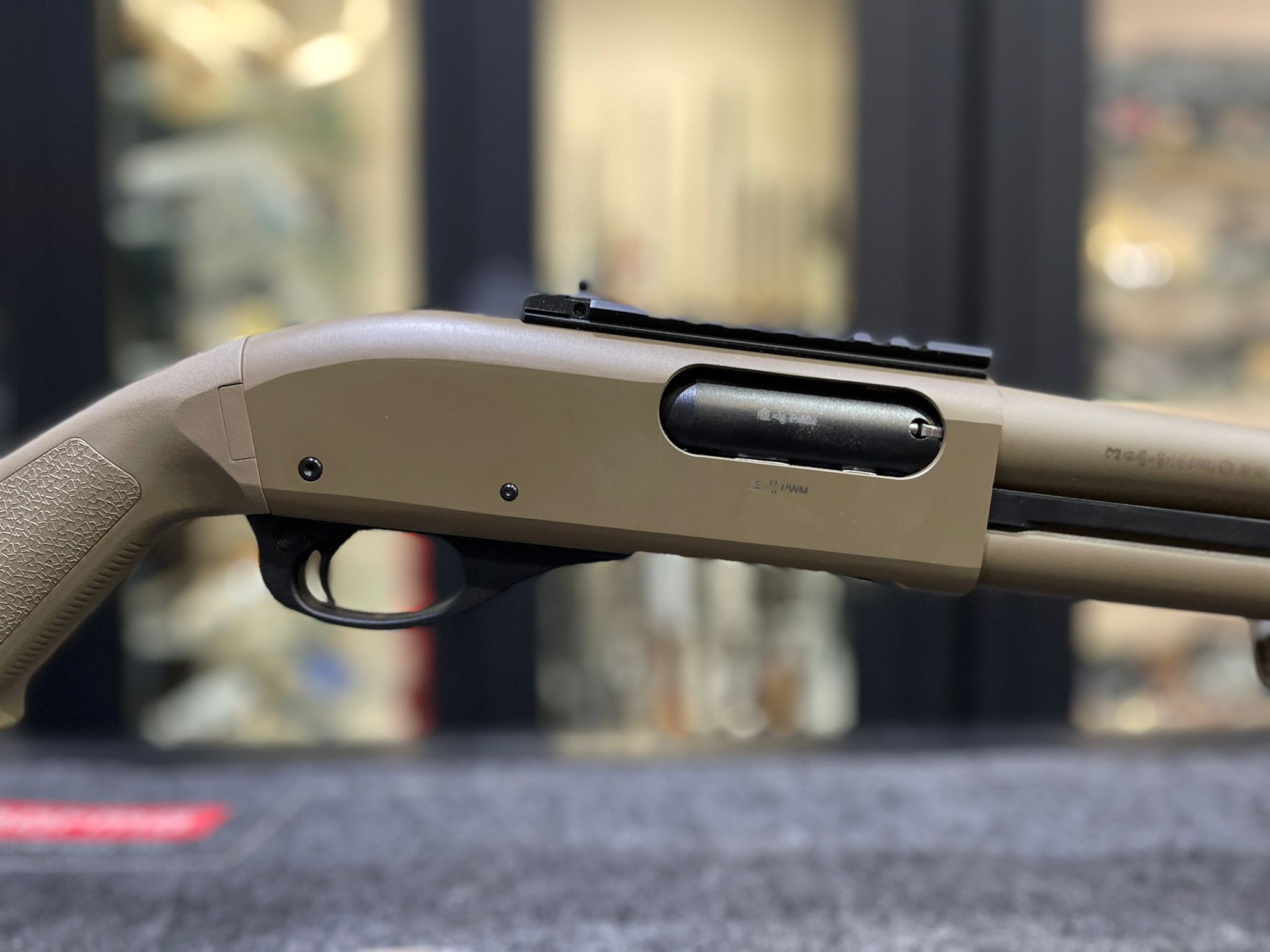 Remington 870 Tactical Magpul