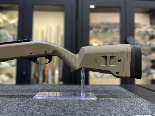 Remington 870 Tactical Magpul