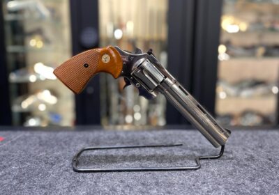 Revolver-Colt-Diamond-Back-1
