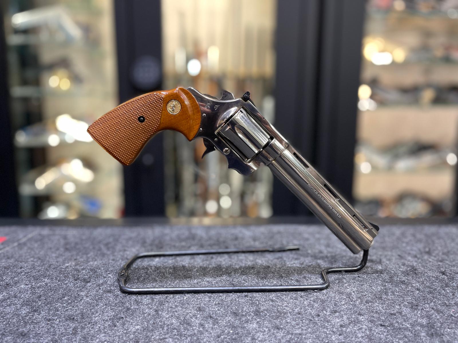 Revolver COLT DiamondBack cal 38 Special