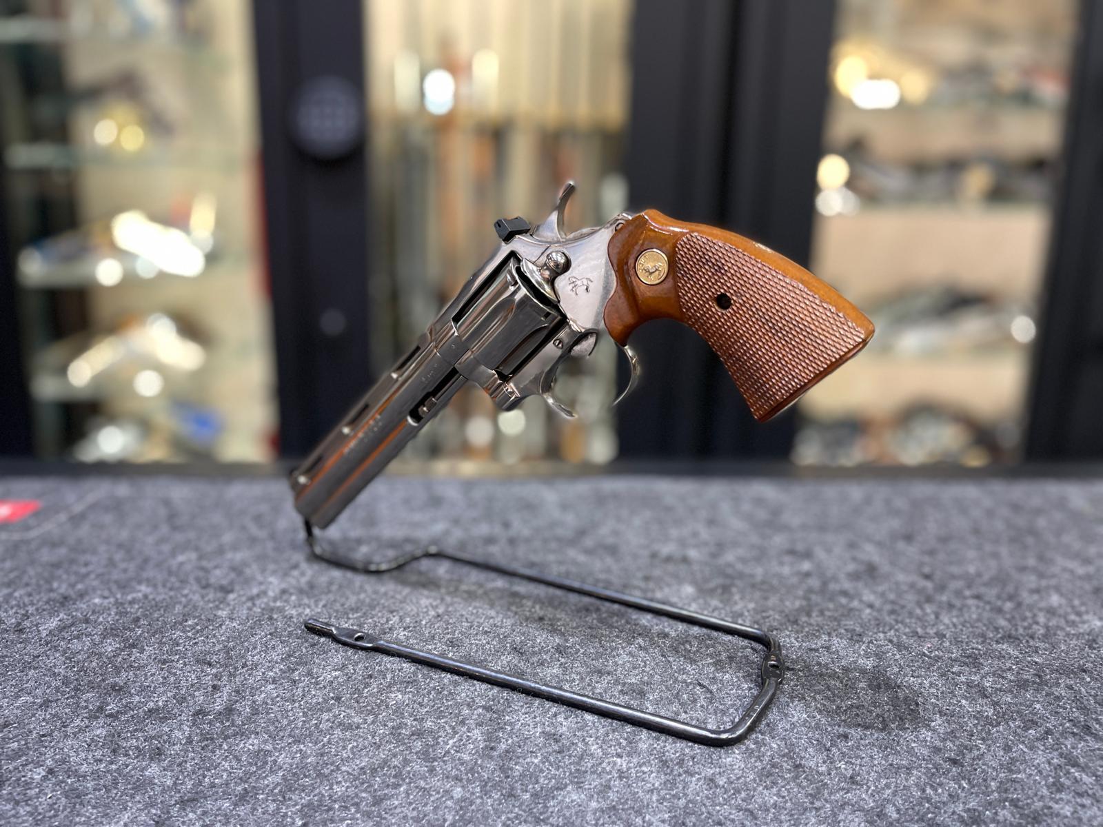 Revolver COLT DiamondBack cal 38 Special