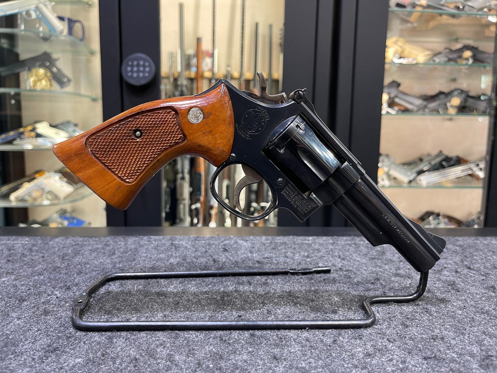 Revolver S&W Smith & Wesson 19-4 cal .357 magnum