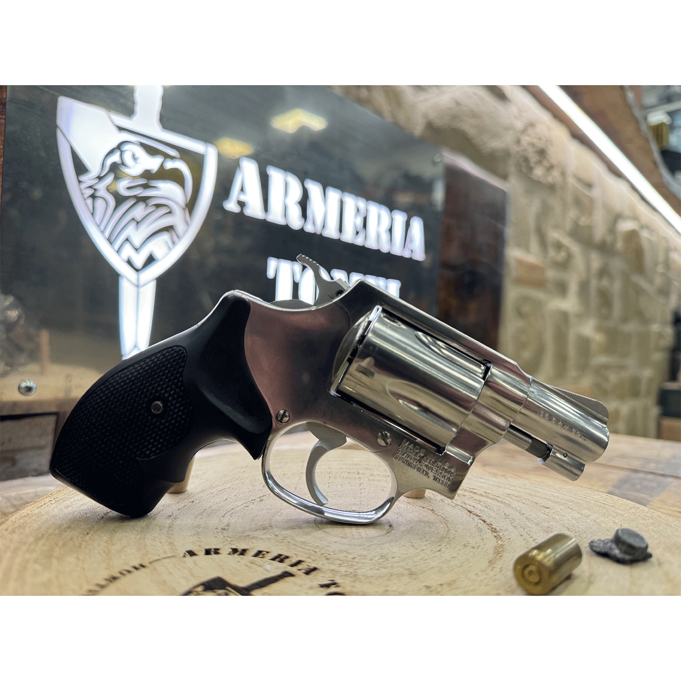 Revolver SMITH & WESSON modello 60-3 INOX cal.38 Special