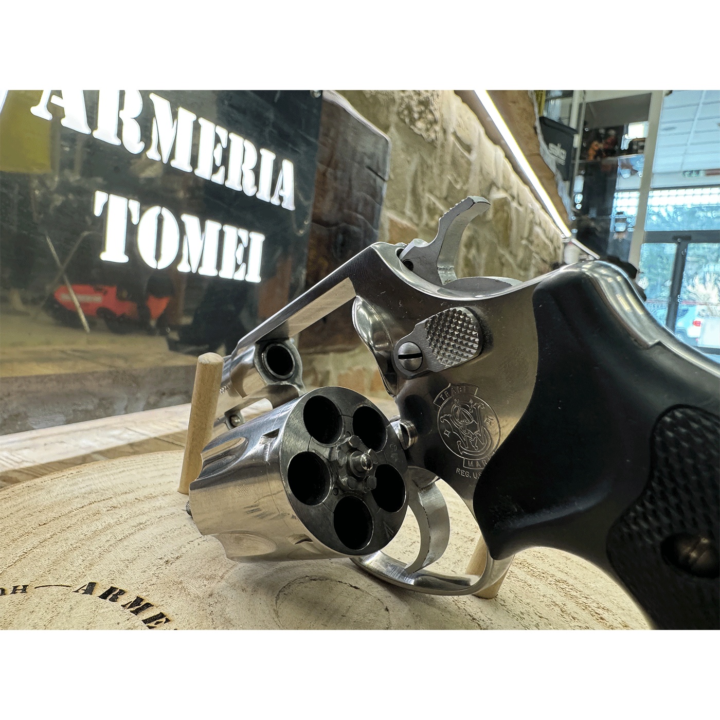 Revolver SMITH & WESSON modello 60-3 INOX cal.38 Special