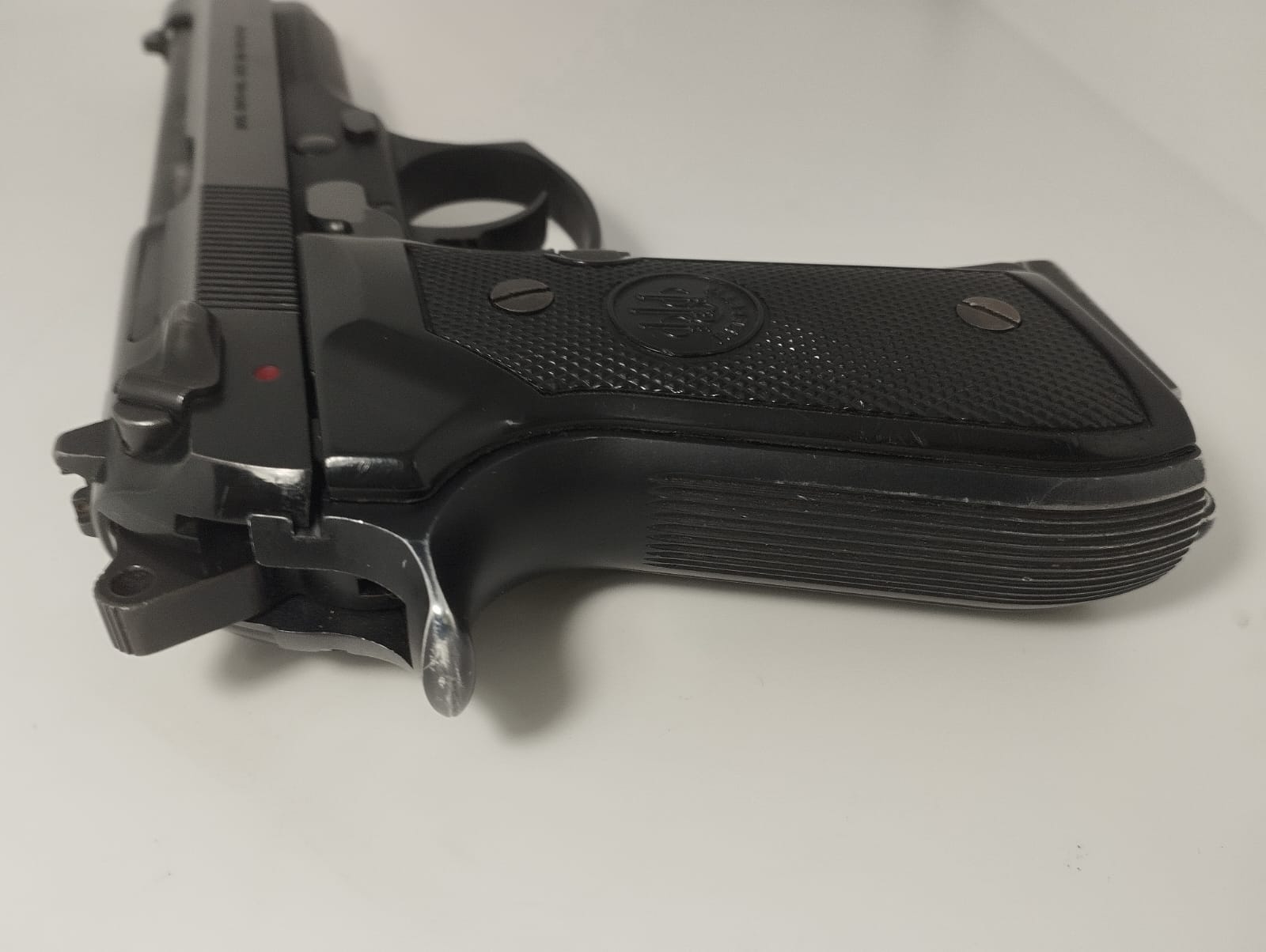 PISTOLA S.A. BERETTA MOD. 98FS CAL. 9X21 +1C. NERA