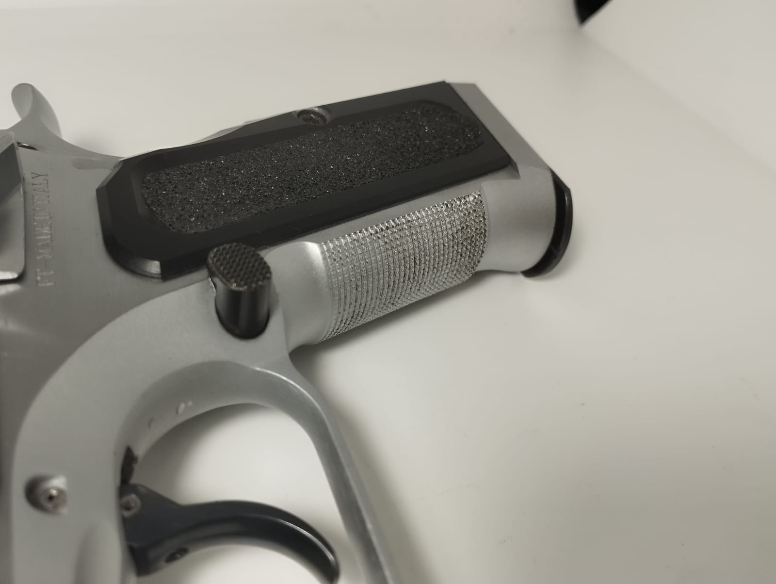 PISTOLA S.A. TANFOGLIO MOD. STOCK II CAL.9X21 +1C.