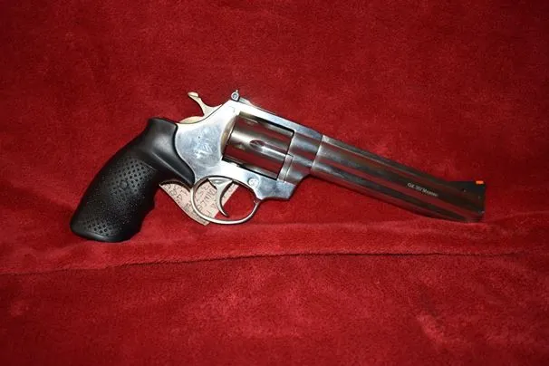Revolver ALFA PROJ 3561 INOX cal. 357 magnum – Nuovo