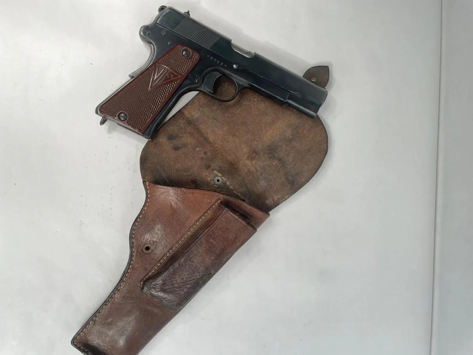 Vis Radom 35 cal. 9×19 with leather holster