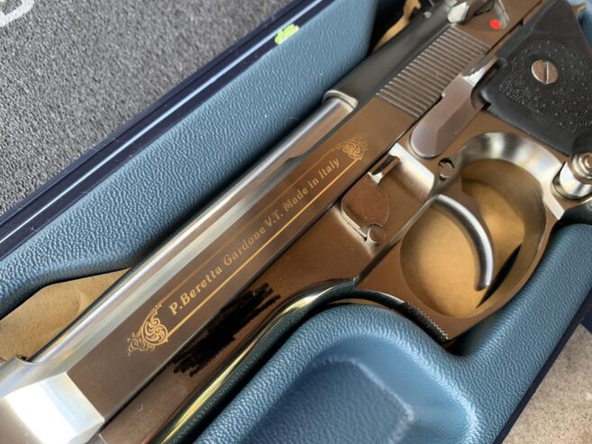 Vendo beretta 98 stainless gold