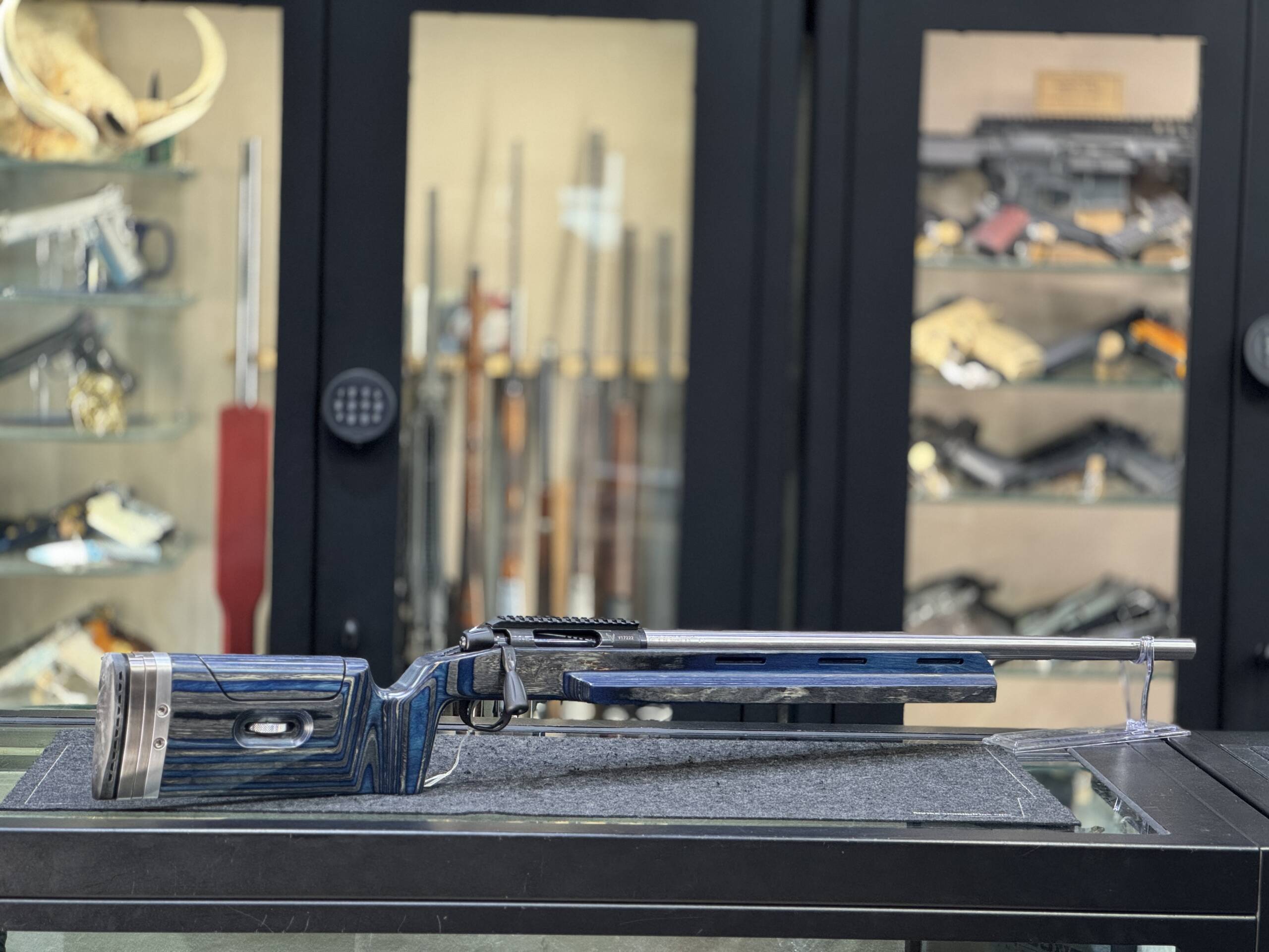 VICTRIX ARMAMENTS ABSOLUTE