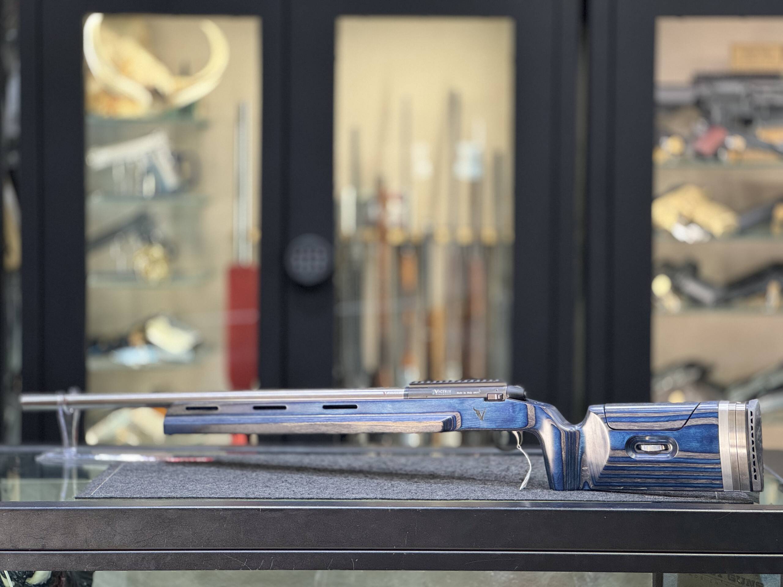 VICTRIX ARMAMENTS ABSOLUTE