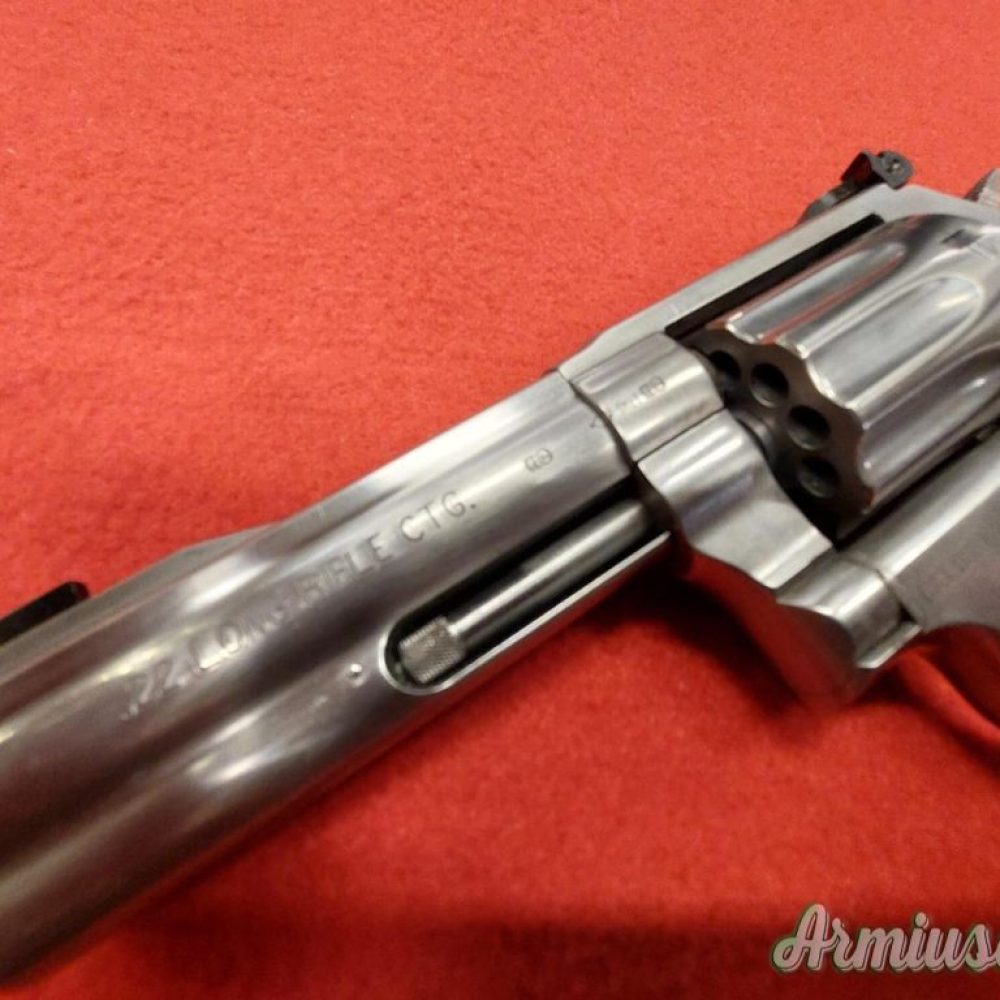 Revolver Smith & Wesson 617 Cal.22 LR 10 Colpi