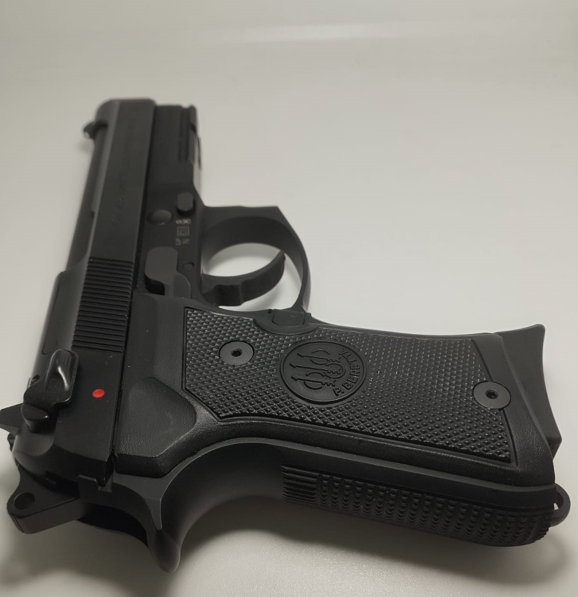 PISTOLA S.A. BERETTA 92 FS COMPACT L- CAL 9X21 +2C. BLACK