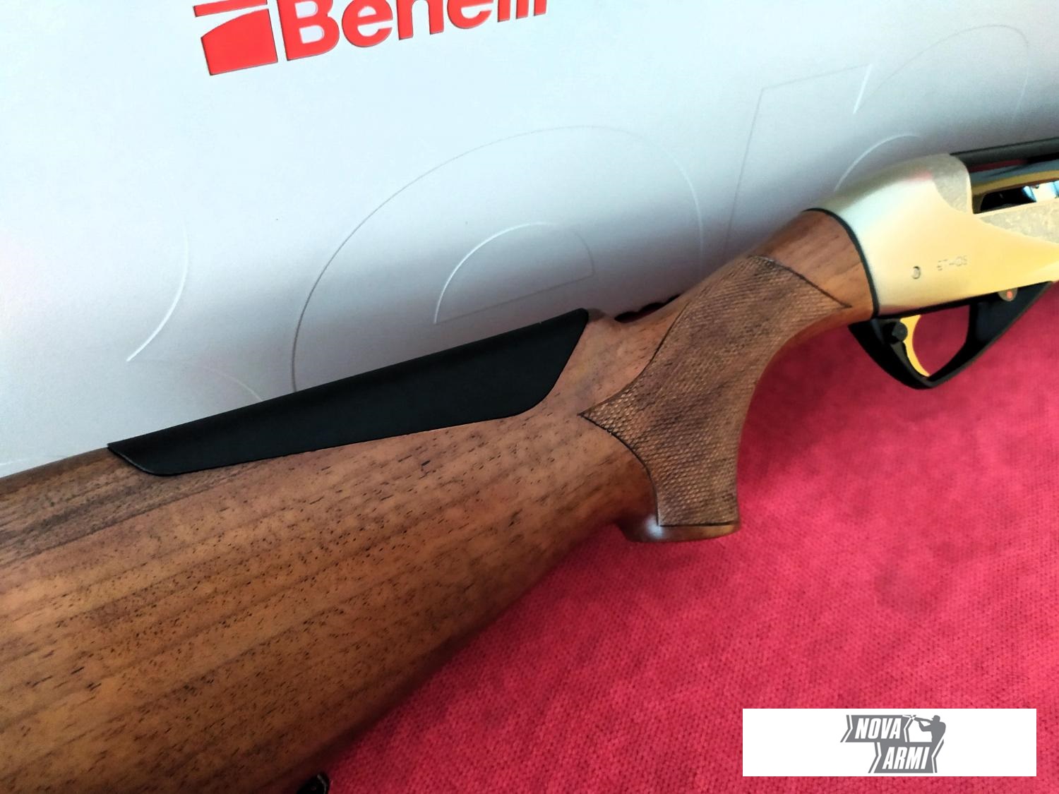 BENELLI ETHOS CAL 28 MAGNUM
