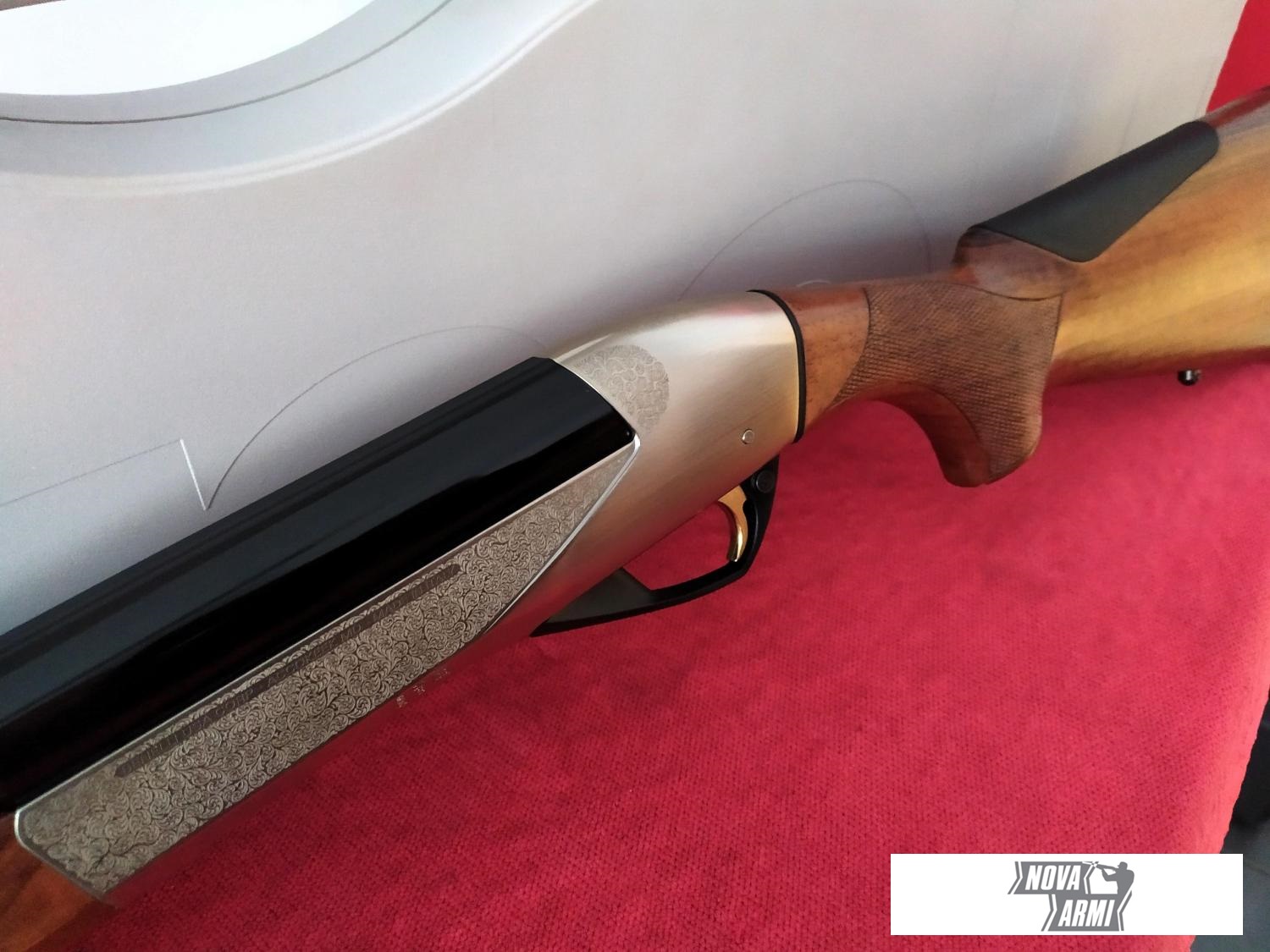 BENELLI ETHOS CAL 28 MAGNUM