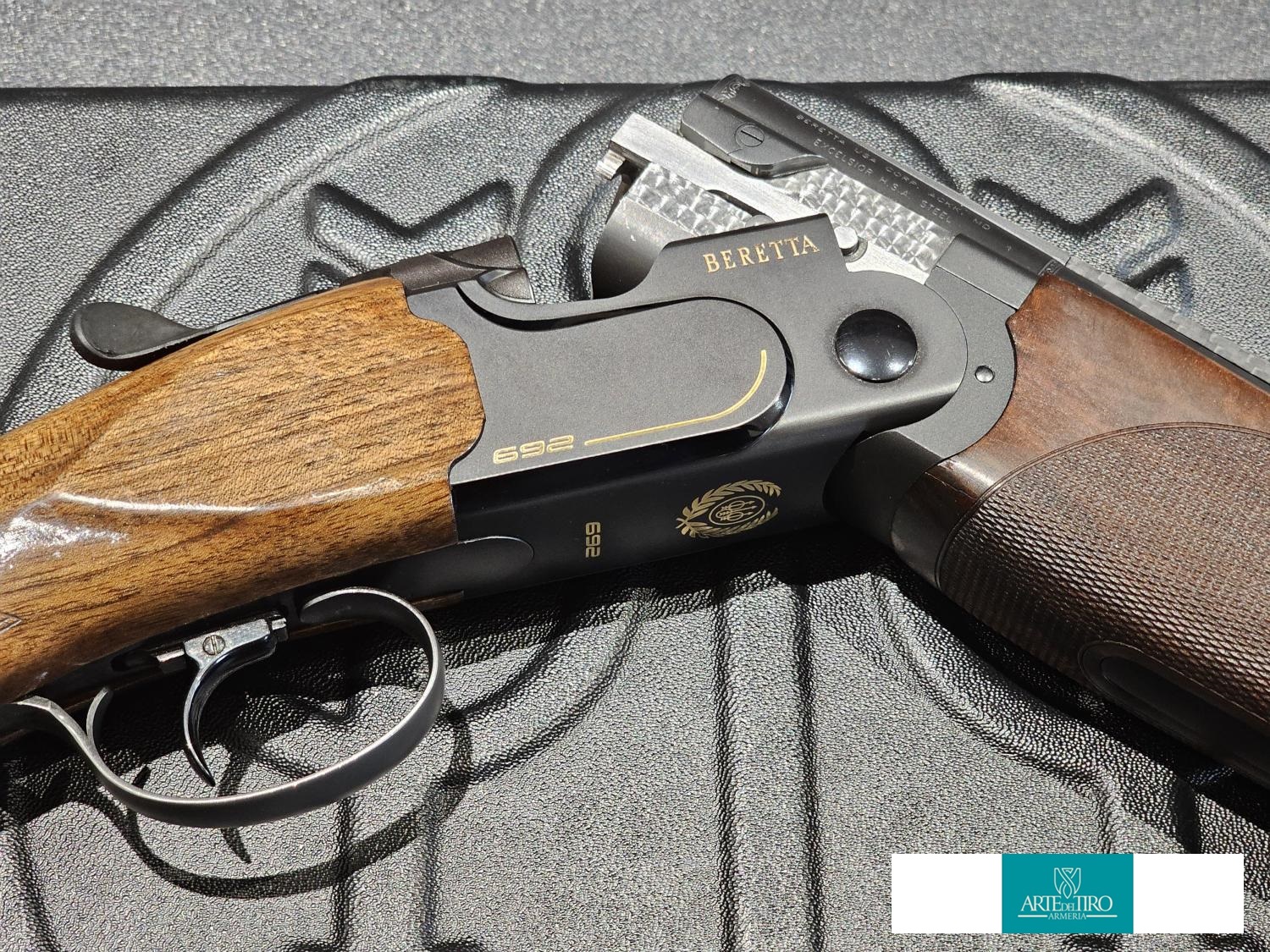 BERETTA 692 BLACK TRAP