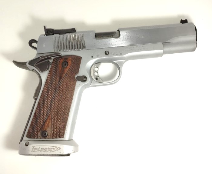 PISTOLA S.A. TANFOGLIO MOD. WITNESS 1911 CUSTOM CROMATA CAL