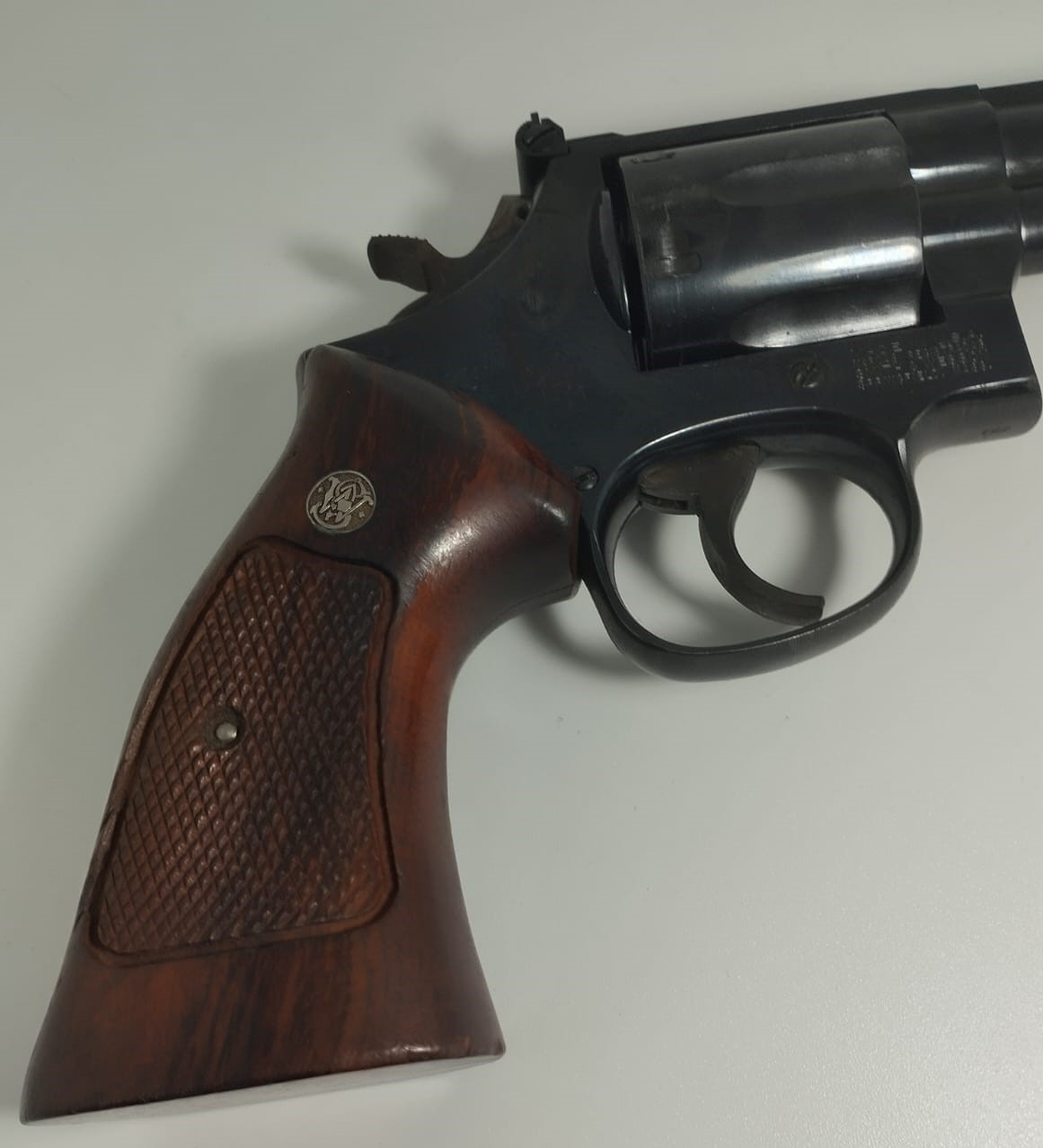 REVOLVER SMITH & WESSON MOD.586-3 CAL.357 MAGNUM
