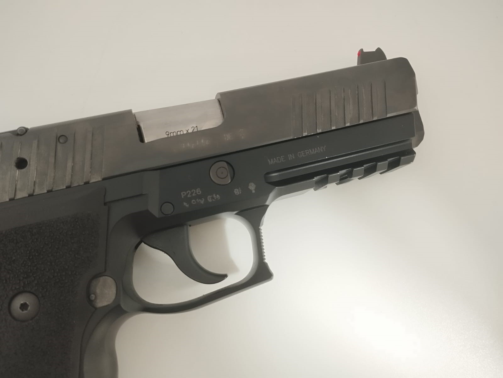 PISTOLA S.A. SIG-SAUER MOD. X-SHORT P226 CAL.9X21 +1C.