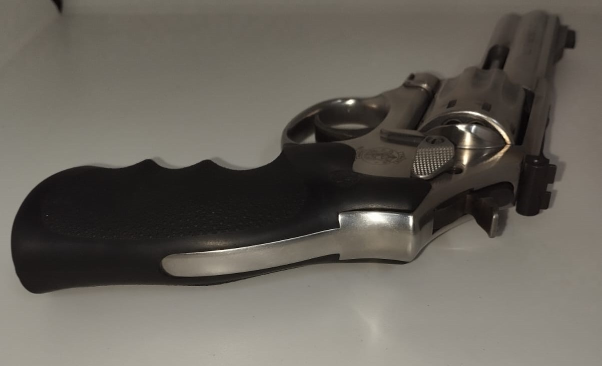 REVOLVER S&W MOD. 617 CAL.22LR 4″