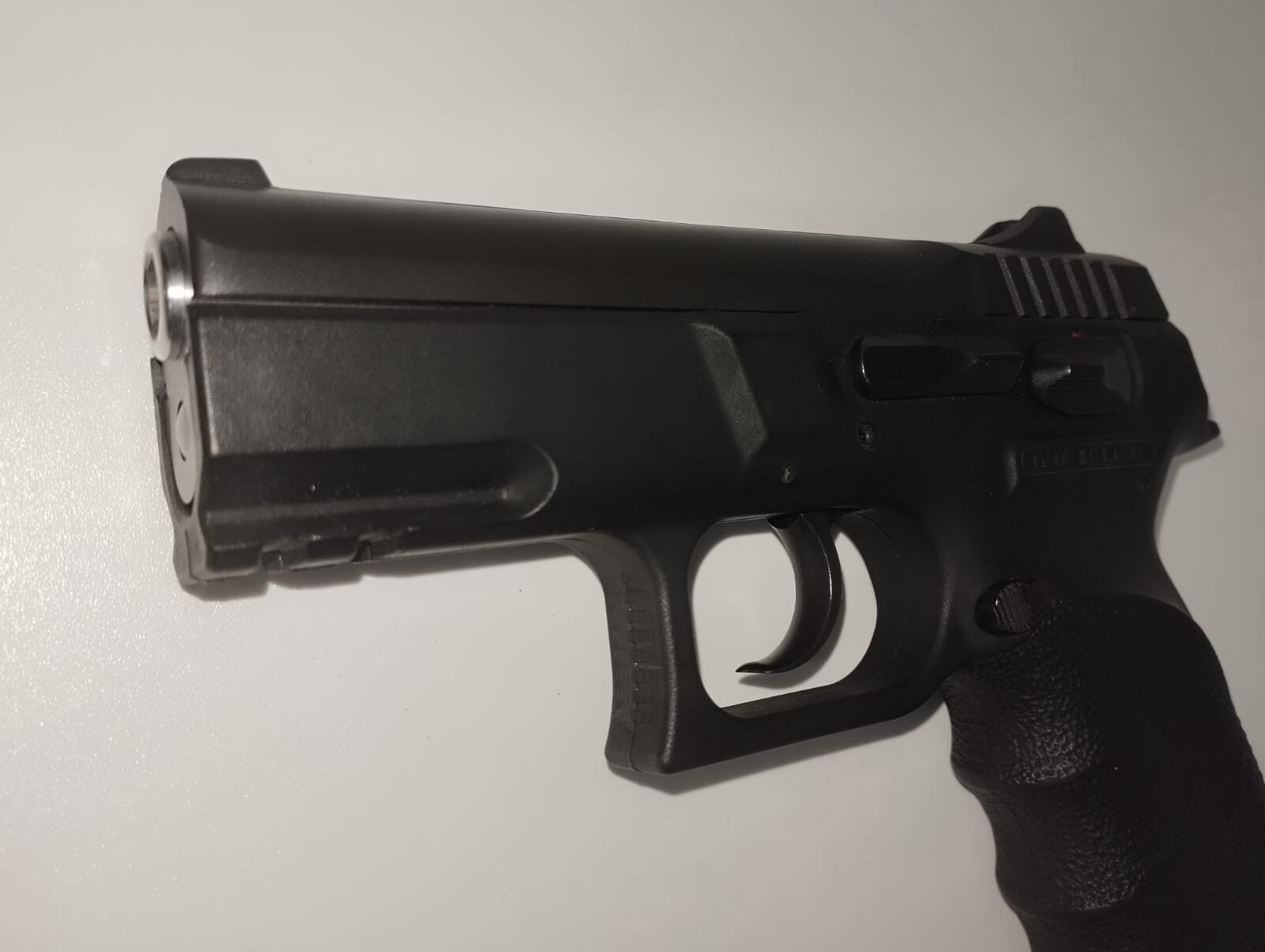 PISTOLA S.A. BUL MOD. G-CHEROKEE CAL. 9X21