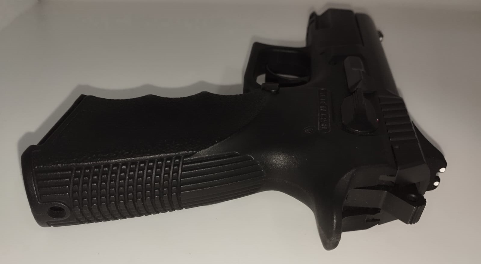 PISTOLA S.A. BUL MOD. G-CHEROKEE CAL. 9X21