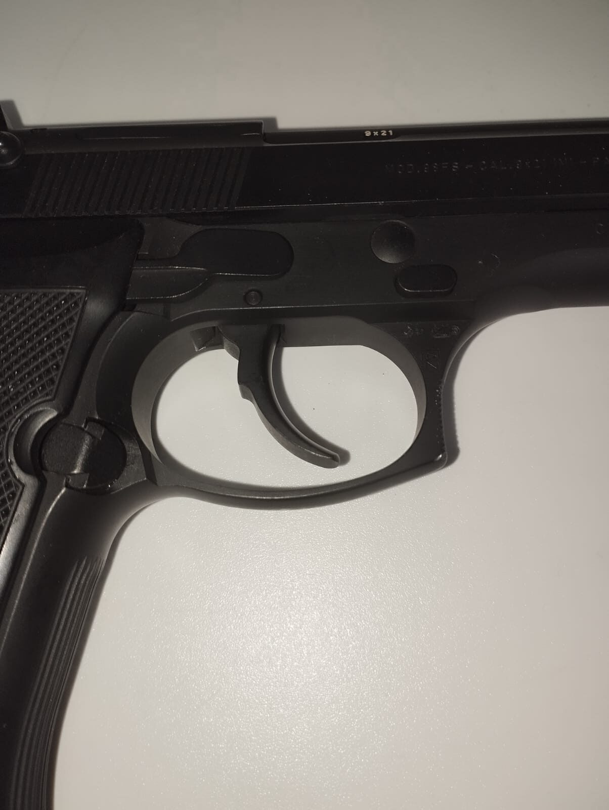 PISTOLA S.A. BERETTA MOD. 98FS CAL.9X21+1C