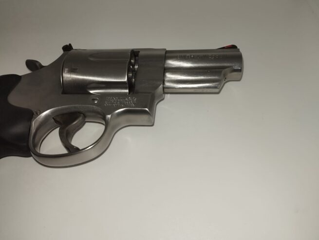 REVOLVER SMITH E WESSON MOD. 629 ES EMERGENCY SURVIVAL TOOL
