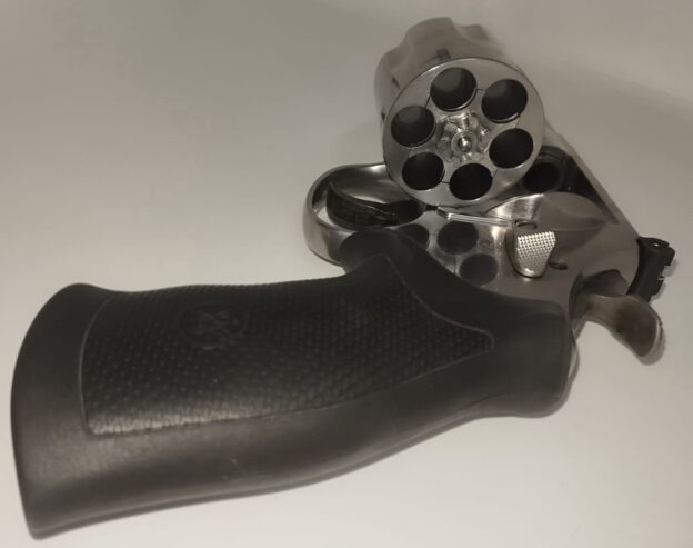 REVOLVER S&W MOD. 629-6 CAL.44 MAGNUM 6,5″