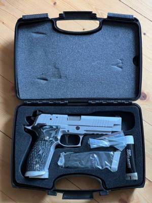 Sig P226 X-Five Supermatch